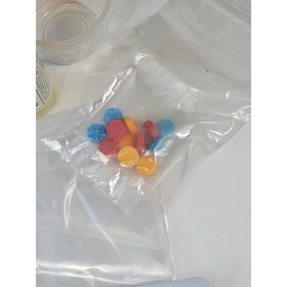 Scientific Explorer My First Fizzy Foamy Science Kit open box - Picture 7 of 10